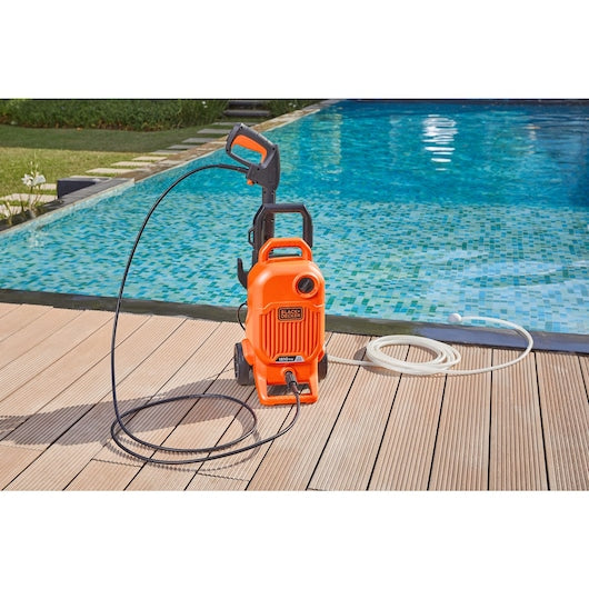Black & Decker Electric Corded Pressure Washer 1700W, 1.2 gpm, BEPW1700-B5 - Orange (open box)
