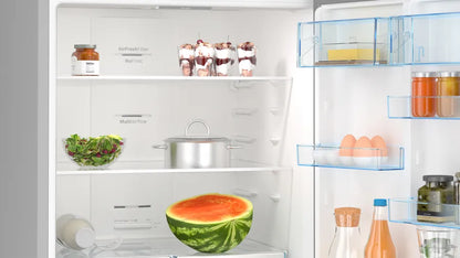 ثلاجة فريزر قائمة بذاتها من سلسلة بوش 4 مع فريزر في الأسفل 186 × 75 سم